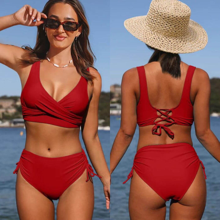 Elin – Sportig Sommarbikini med Dragsko