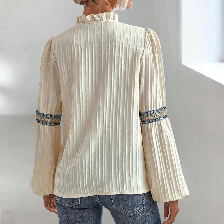 Emilia™ - Elegant och Luftig Blus