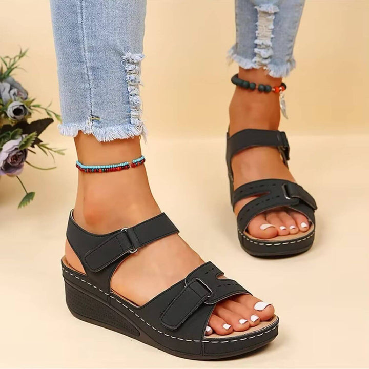 Hilda – Lätta Ortopediska Sandaler